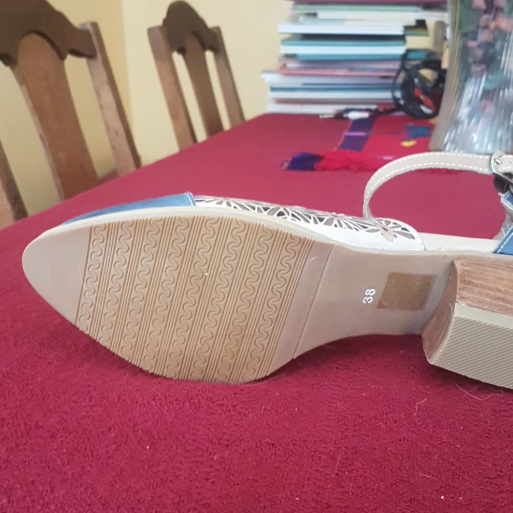Spring Step. L'Artiste. Pauletta Sandal - Picture 5 of 9